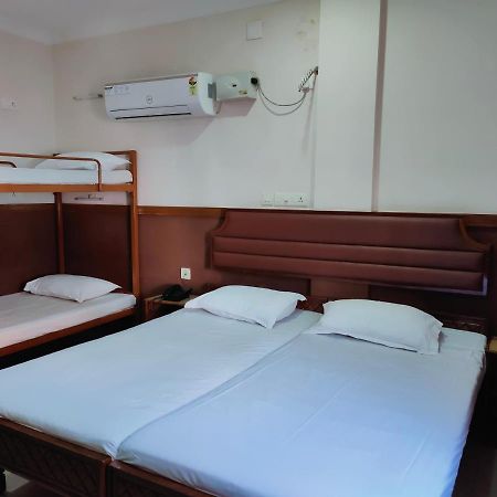 Hotel Maple Regency Kochi Eksteriør bilde