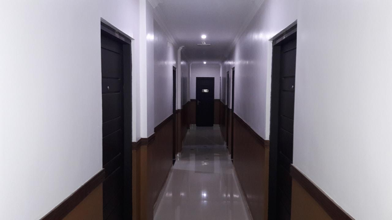 Hotel Maple Regency Kochi Eksteriør bilde