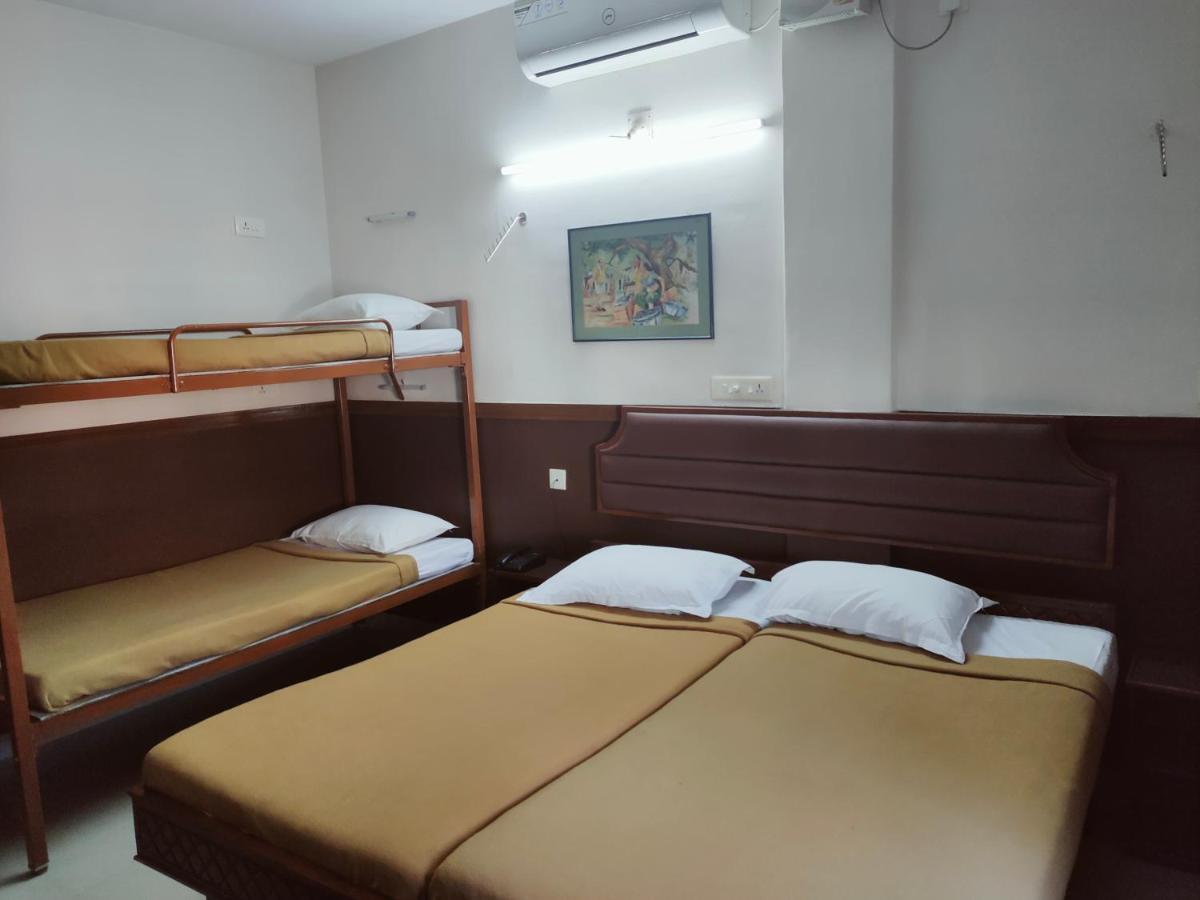 Hotel Maple Regency Kochi Eksteriør bilde
