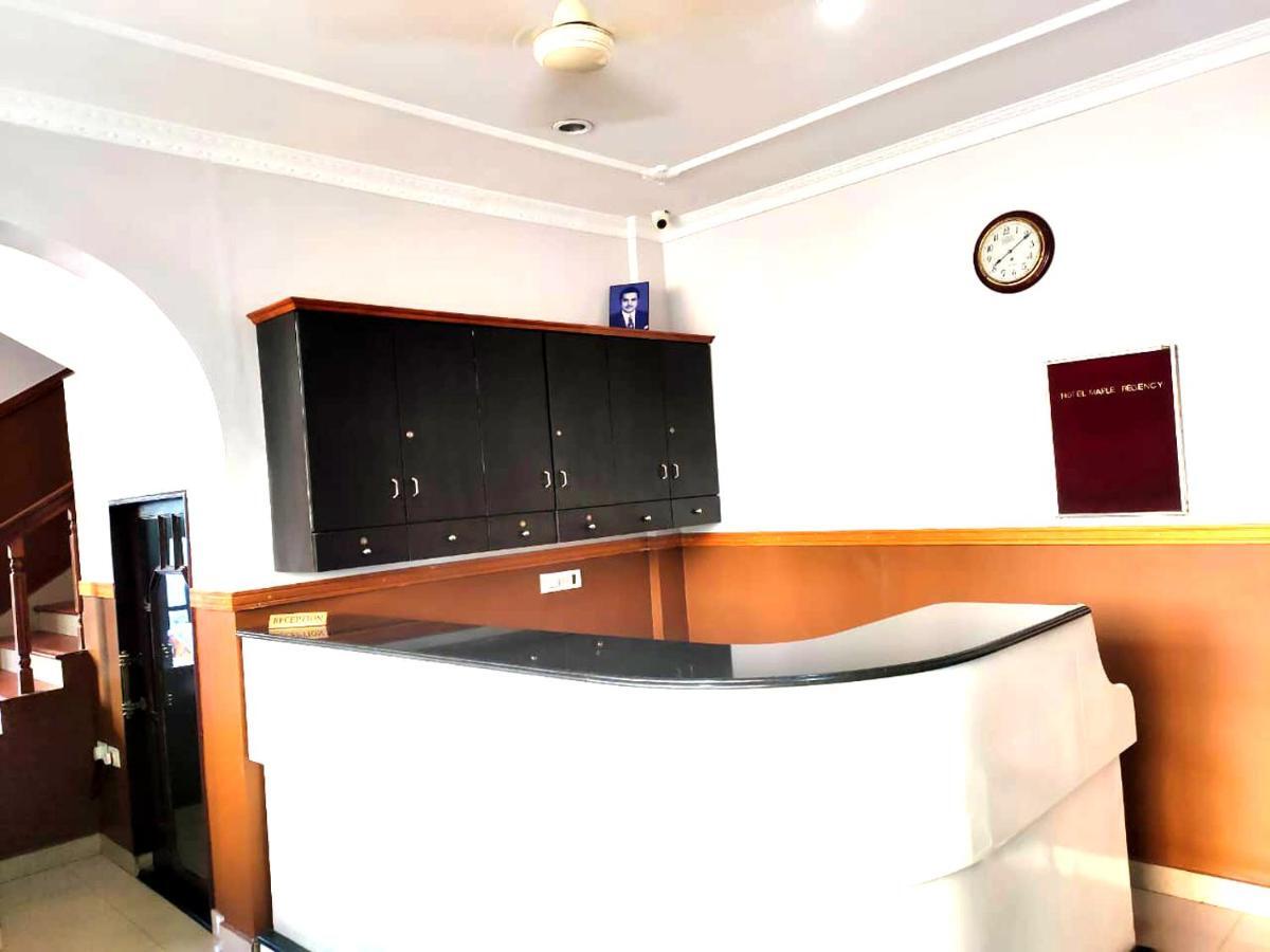 Hotel Maple Regency Kochi Eksteriør bilde
